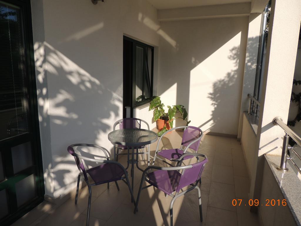 Apartments Suljic - Cash Only Property スタリー・グラード エクステリア 写真