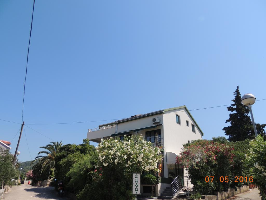 Apartments Suljic - Cash Only Property スタリー・グラード エクステリア 写真