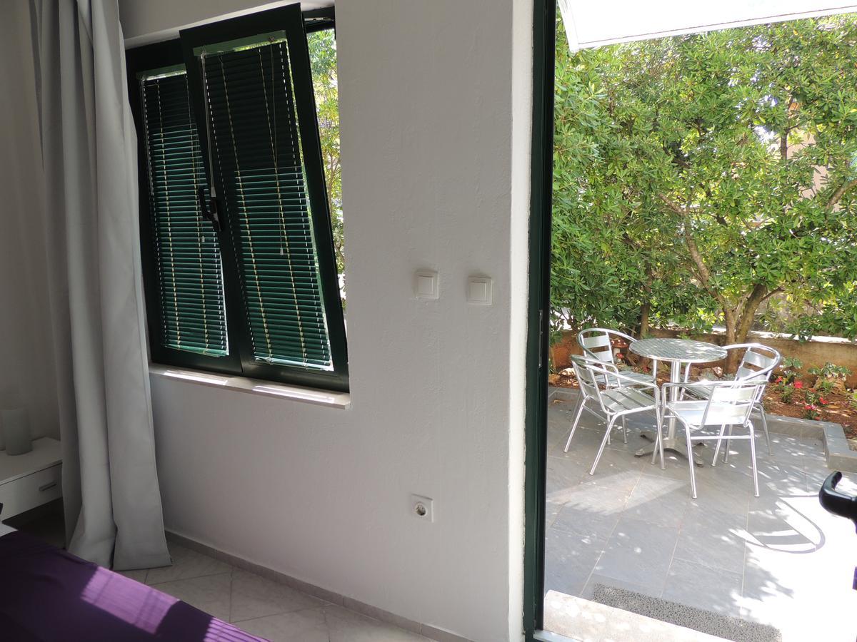 Apartments Suljic - Cash Only Property スタリー・グラード エクステリア 写真