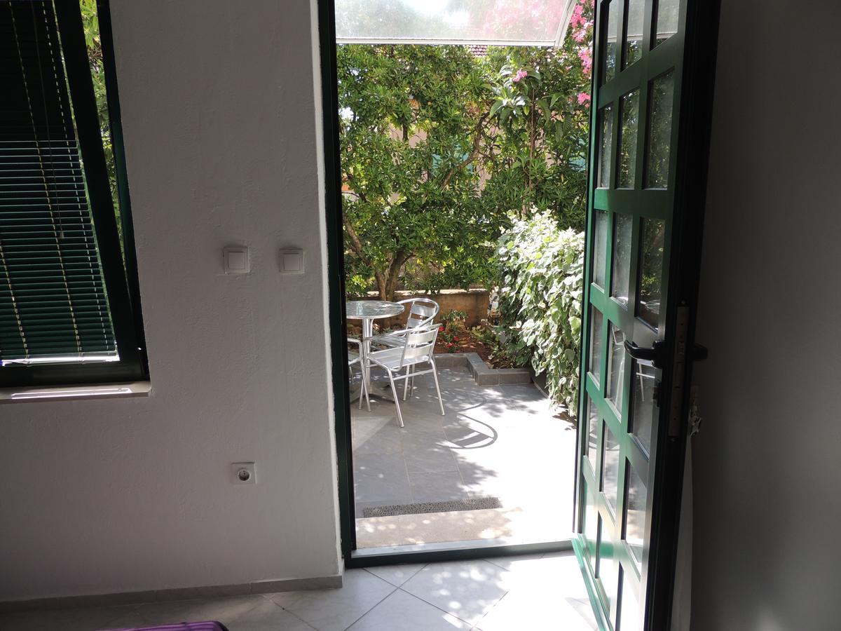 Apartments Suljic - Cash Only Property スタリー・グラード エクステリア 写真