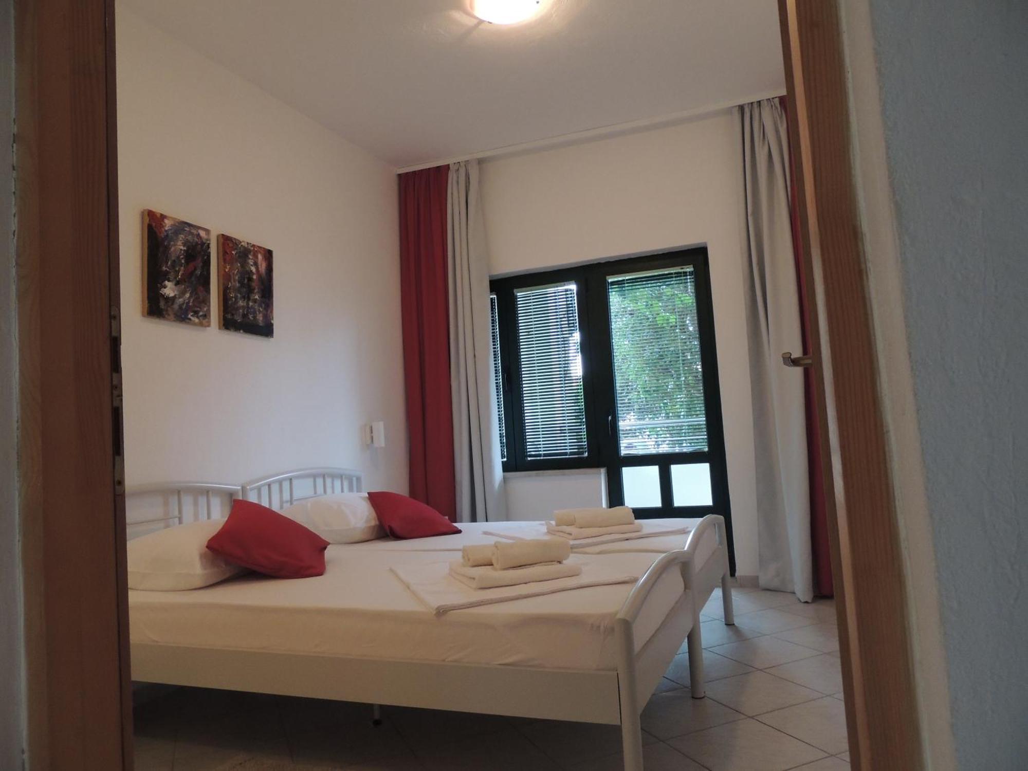 Apartments Suljic - Cash Only Property スタリー・グラード エクステリア 写真