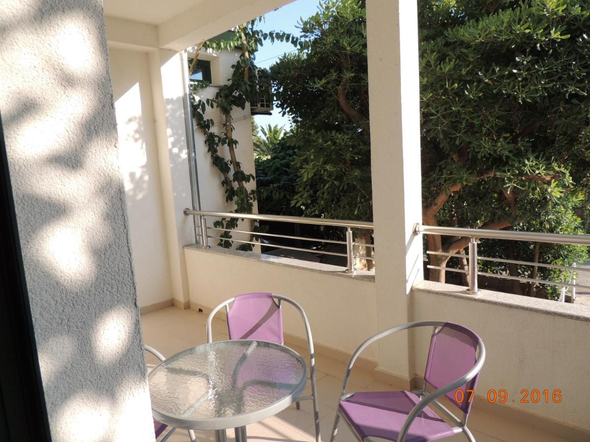 Apartments Suljic - Cash Only Property スタリー・グラード エクステリア 写真
