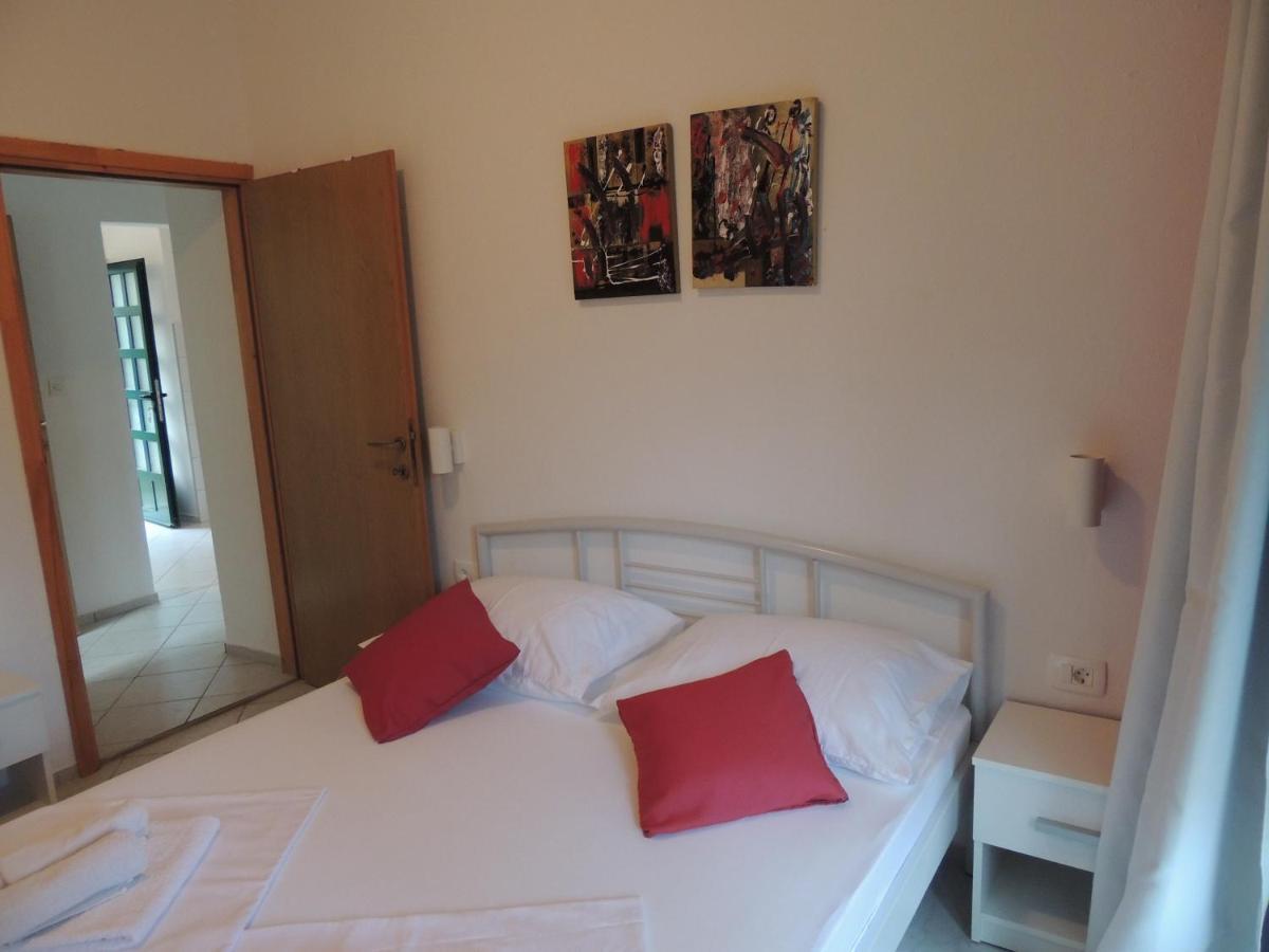 Apartments Suljic - Cash Only Property スタリー・グラード エクステリア 写真